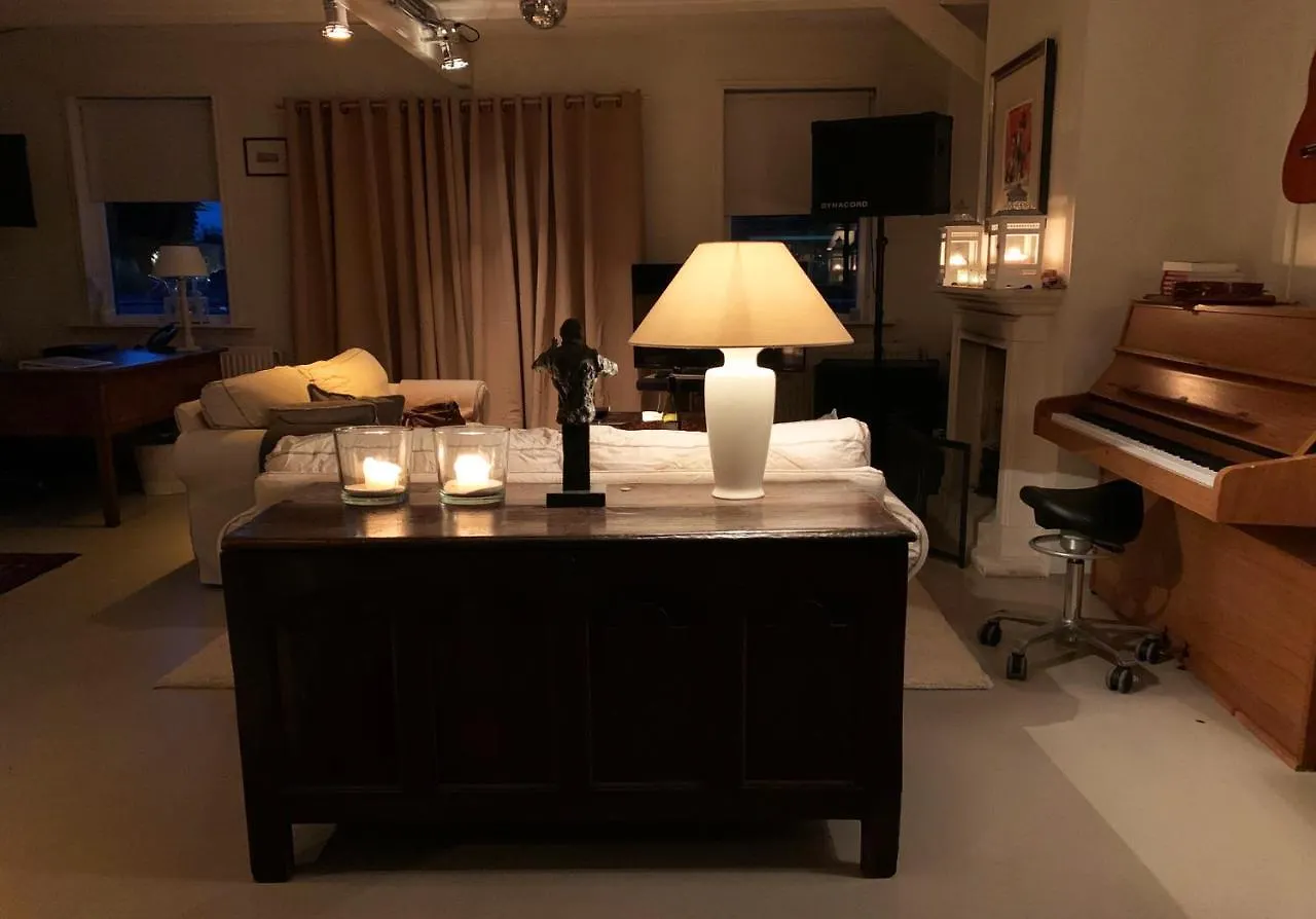 Holiday Home At The Water, Fire Place, Boat And Sup Rent, Near Amsterdam 알스메르 네덜란드